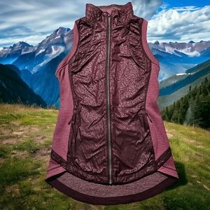 Lululemon Rebel Runner Vest Sz 4 Petal Camo Embossed Bordeaux Drama Hyper Stripe